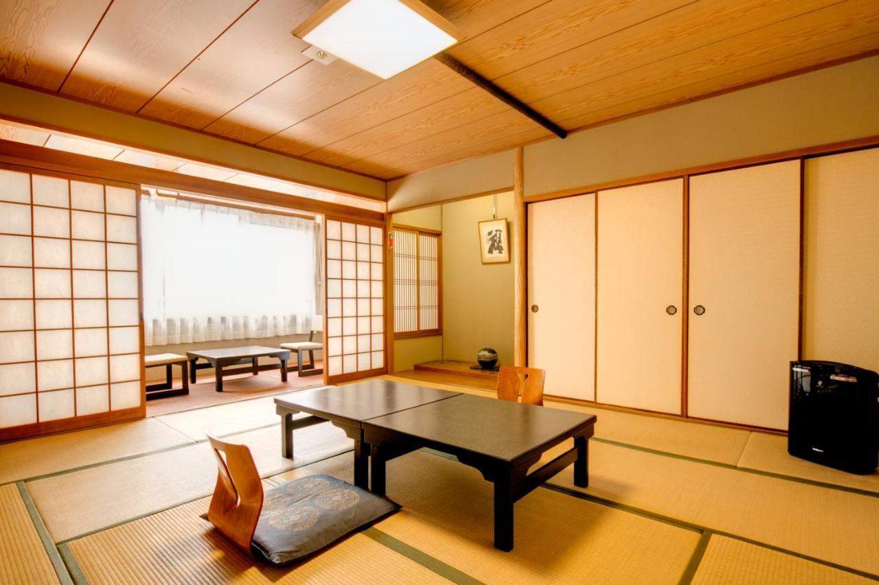 Nara Hakushikaso Hotell Exteriör bild