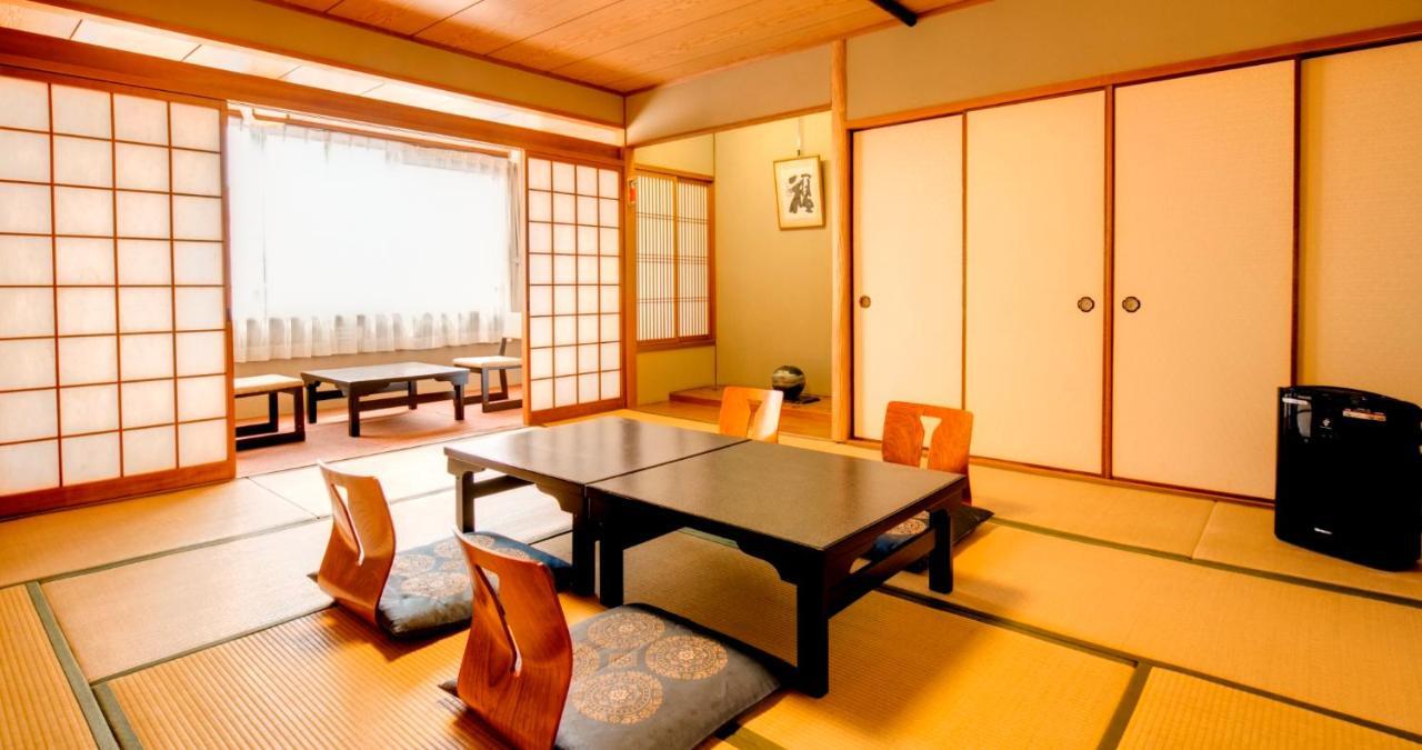 Nara Hakushikaso Hotell Exteriör bild